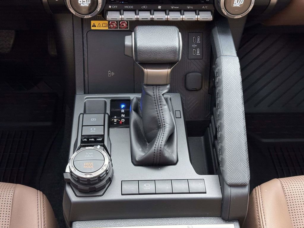 Used 2025 Toyota 4Runner Limited image 8