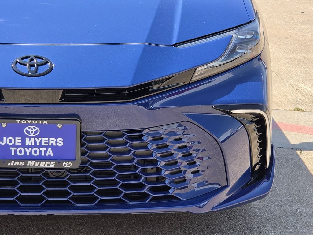 New 2026 Toyota Camry XSE FWD image 4