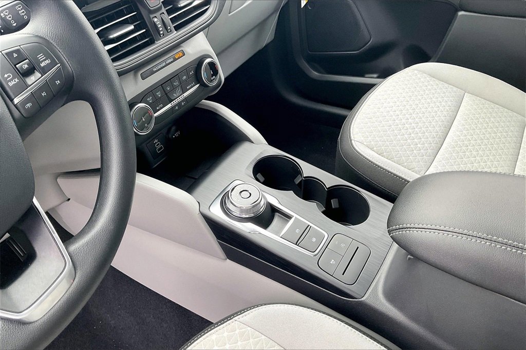 New 2026 Ford Escape Active image 8