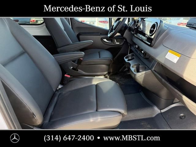 New 2026 Mercedes-Benz Sprinter 2500 image 8