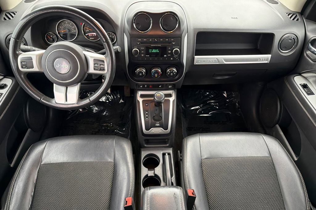 Used 2016 Jeep Compass Latitude image 13