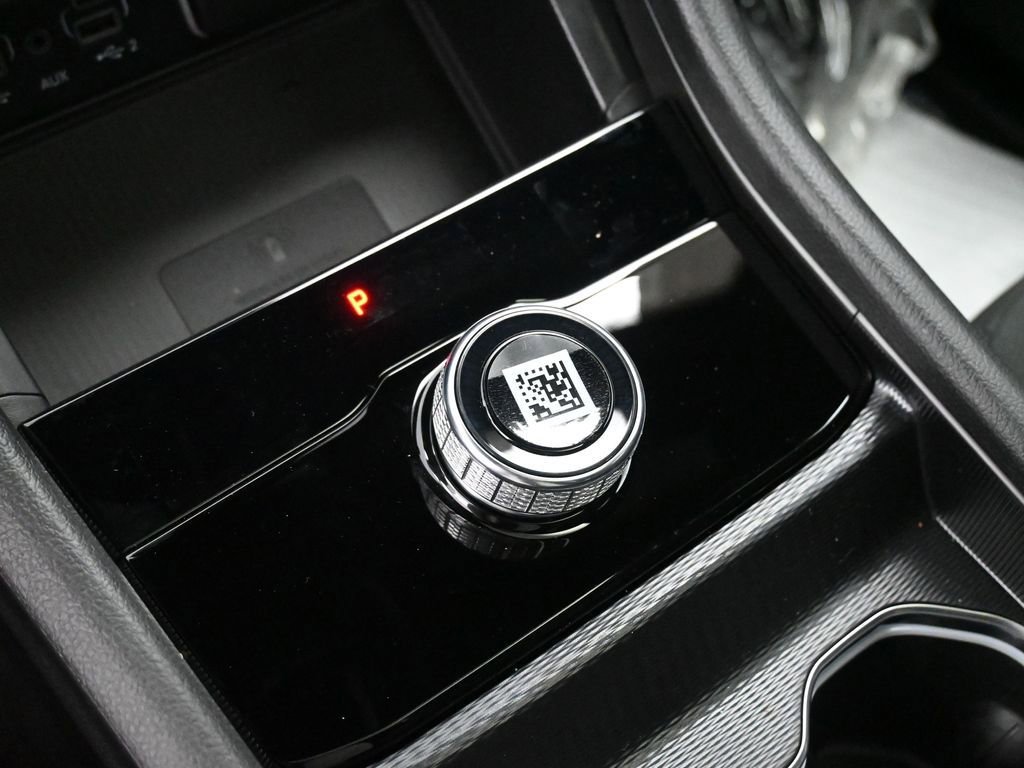 New 2025 Jeep Grand Cherokee Laredo X w/ Luxury Tech Group I image 18