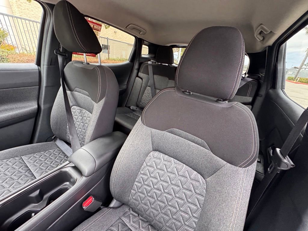 Used 2025 Nissan Kicks SV FWD image 14