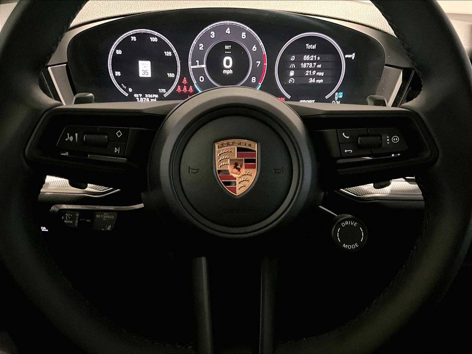 Used 2026 Porsche Cayenne image 18