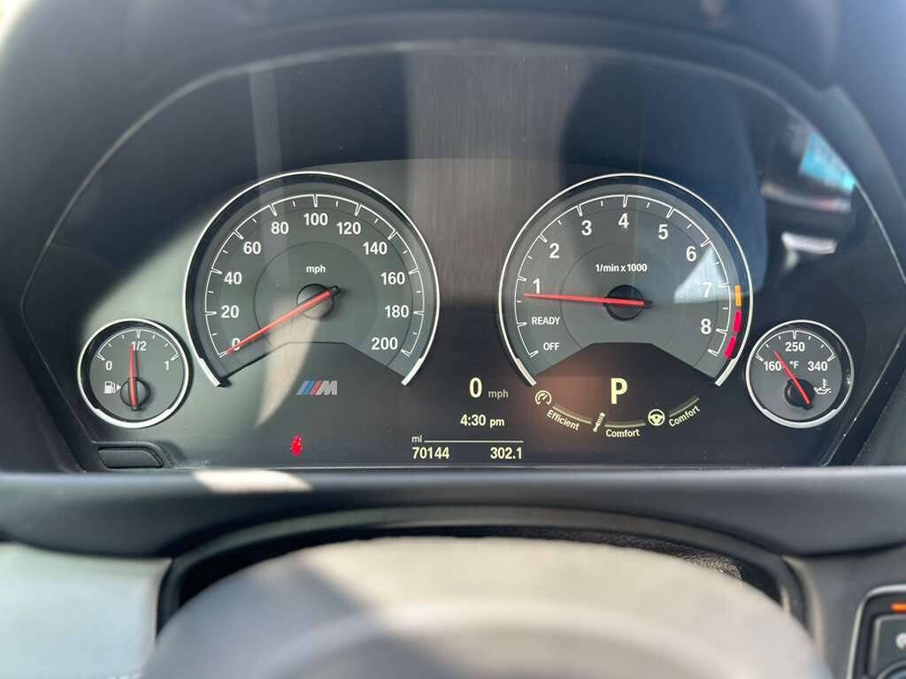 Used 2015 BMW M4 Coupe RWD image 12