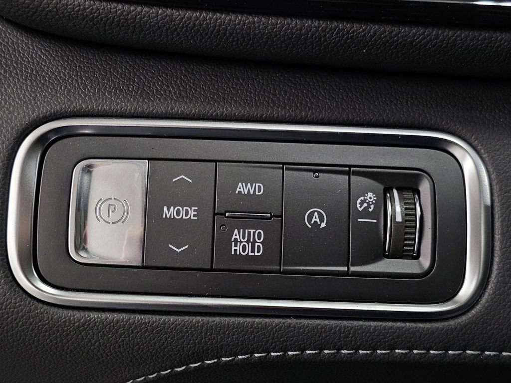 New 2026 Buick Enclave Avenir w/ Super Cruise Package AWD/4WD image 39