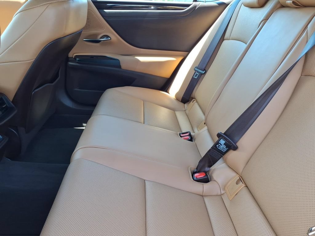 Used 2020 Lexus ES 350 w/ Premium Package FWD image 17