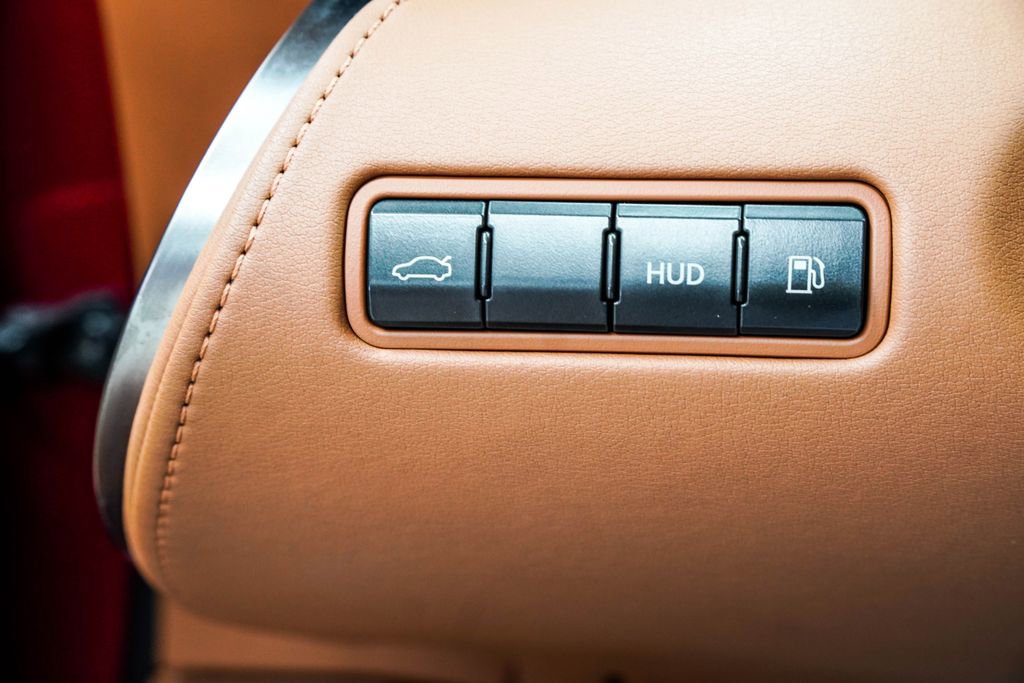 Used 2018 Lexus LC 500 Coupe w/ Sport Package image 37