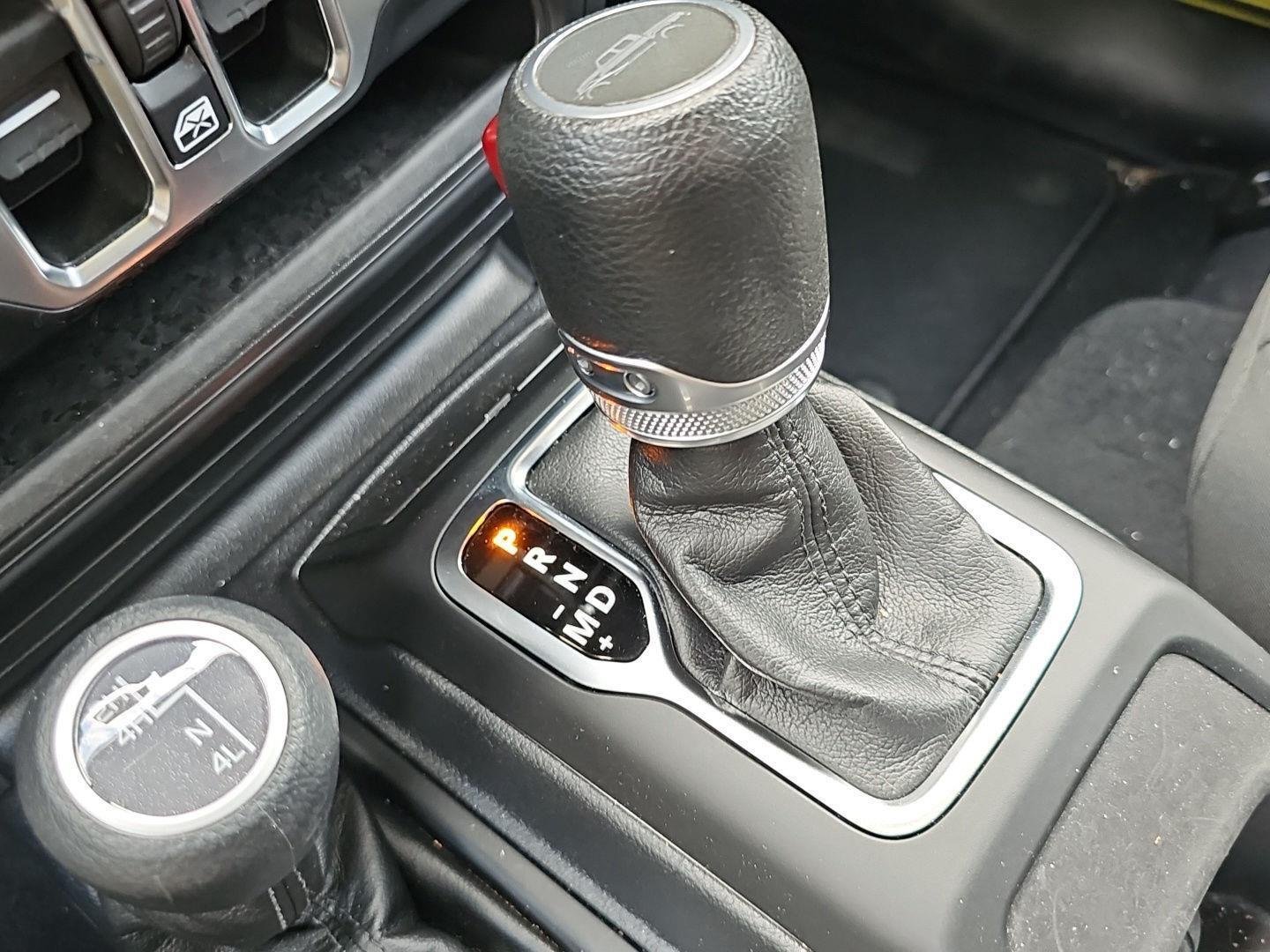 Used 2023 Jeep Gladiator Sport AWD/4WD image 21