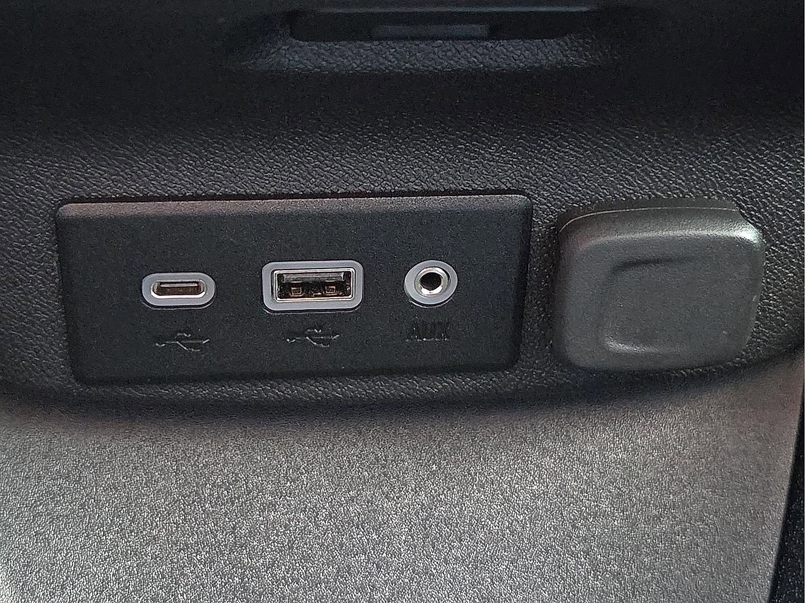 Used 2024 Chevrolet Malibu RS image 17