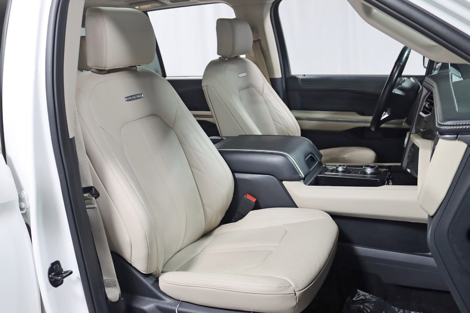 Used 2022 Ford Expedition Platinum AWD/4WD image 29