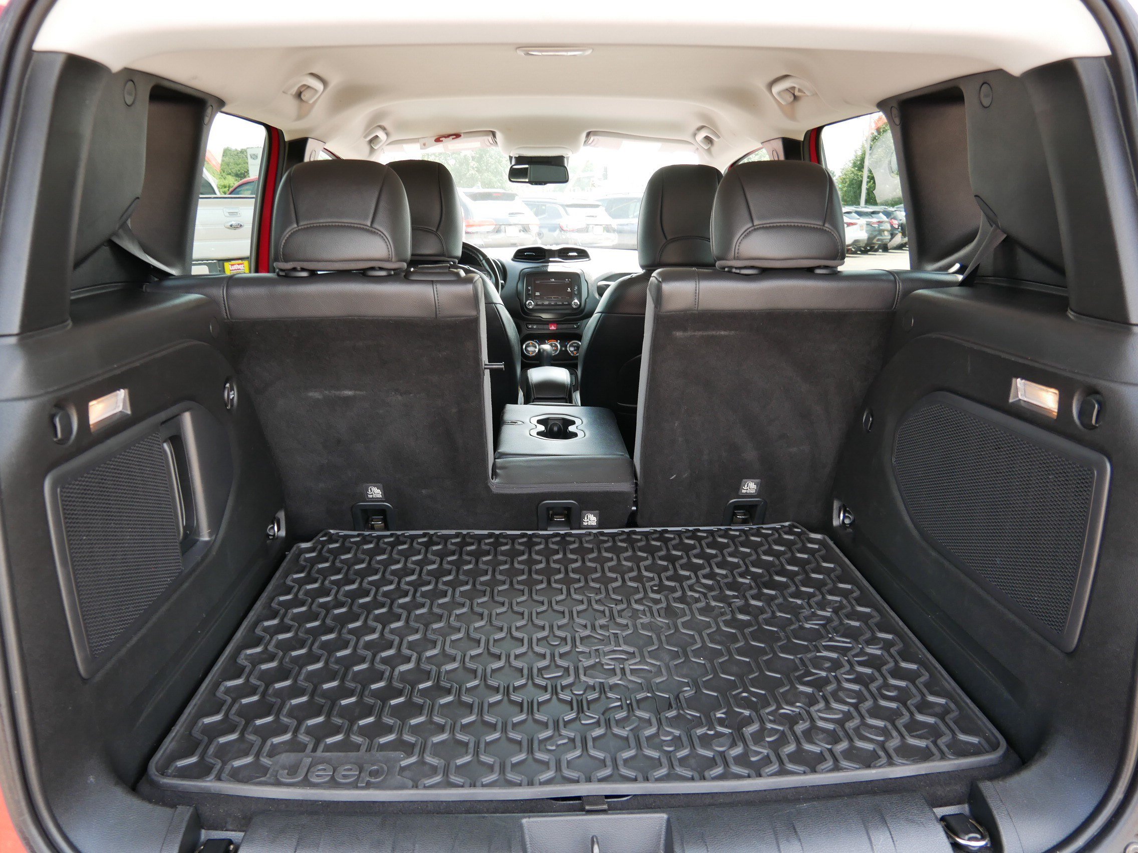 Used 2015 Jeep Renegade Limited w/ Safety & Security Group I AWD/4WD image 18