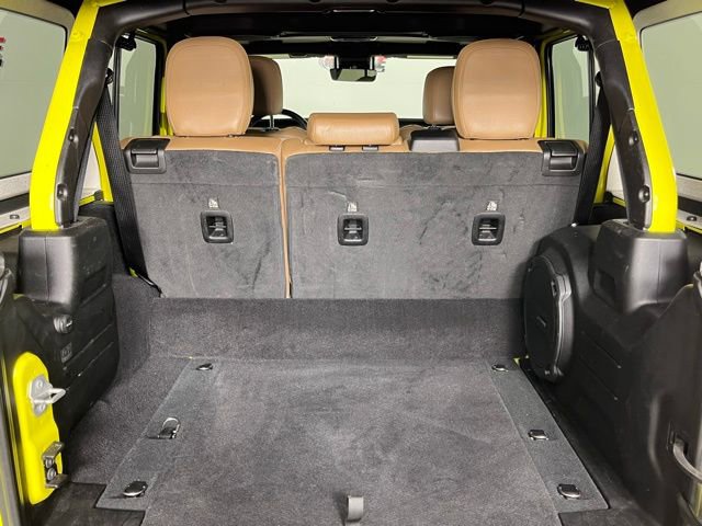 Used 2023 Jeep Wrangler Unlimited Sahara w/ Dual Top Group AWD/4WD image 26