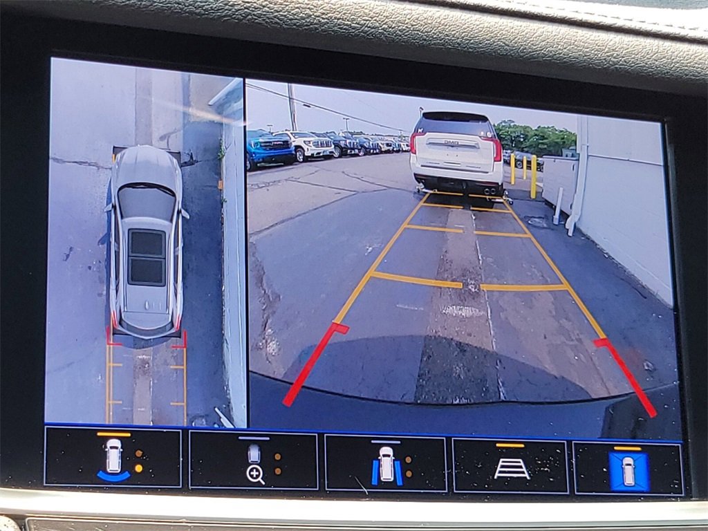 Certified 2022 Cadillac XT5 Sportv w/ LPO, ONYX Package image 20