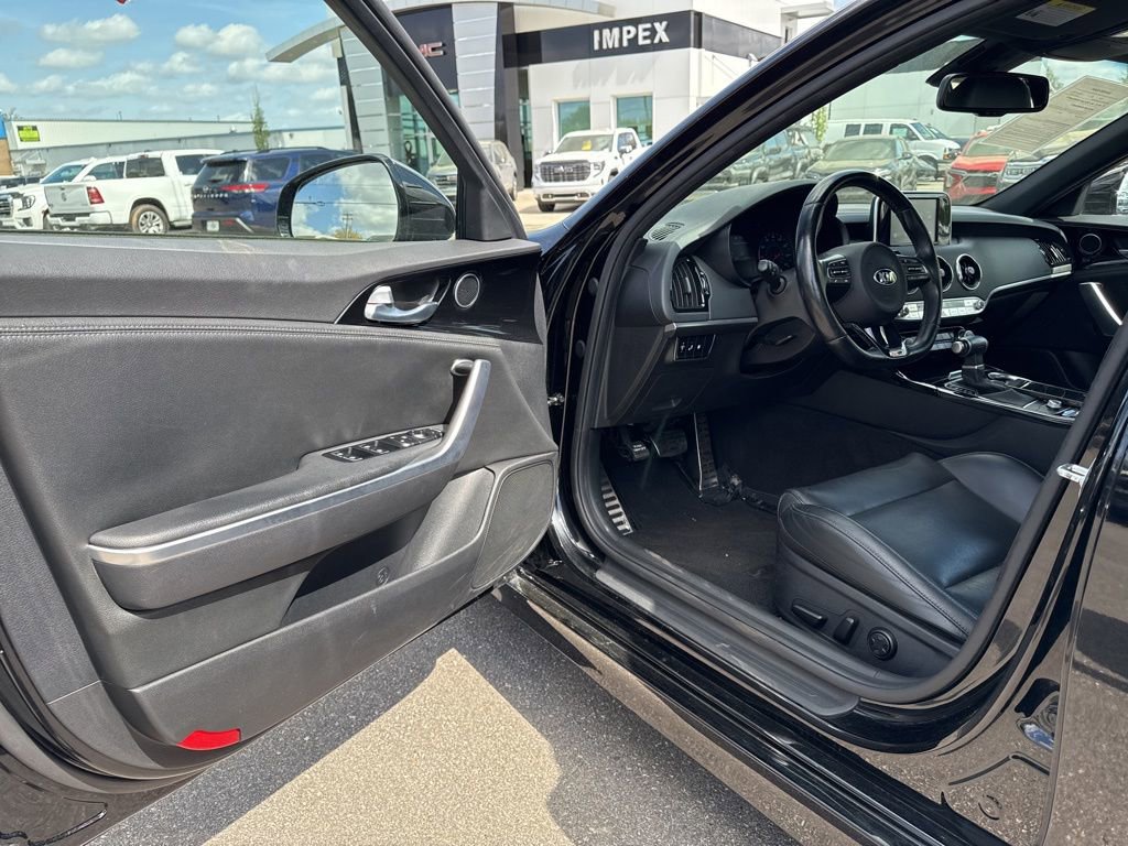 Used 2020 Kia Stinger GT-Line image 26
