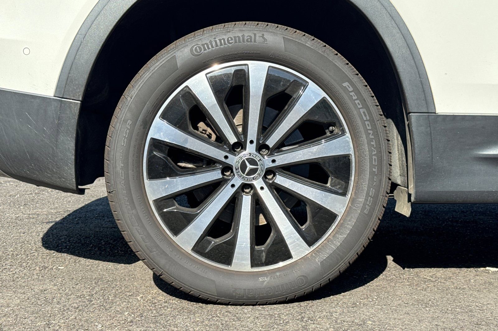Used 2021 Mercedes-Benz GLB 250 image 4