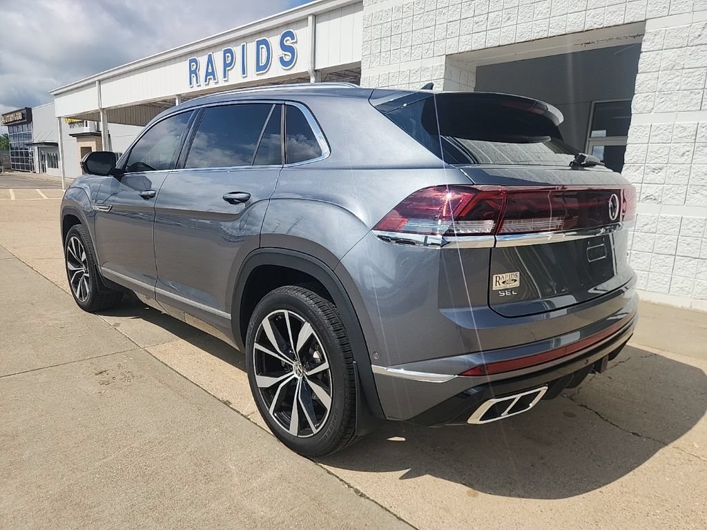 Used 2025 Volkswagen Atlas Cross Sport SEL Premium R-Line AWD/4WD image 6