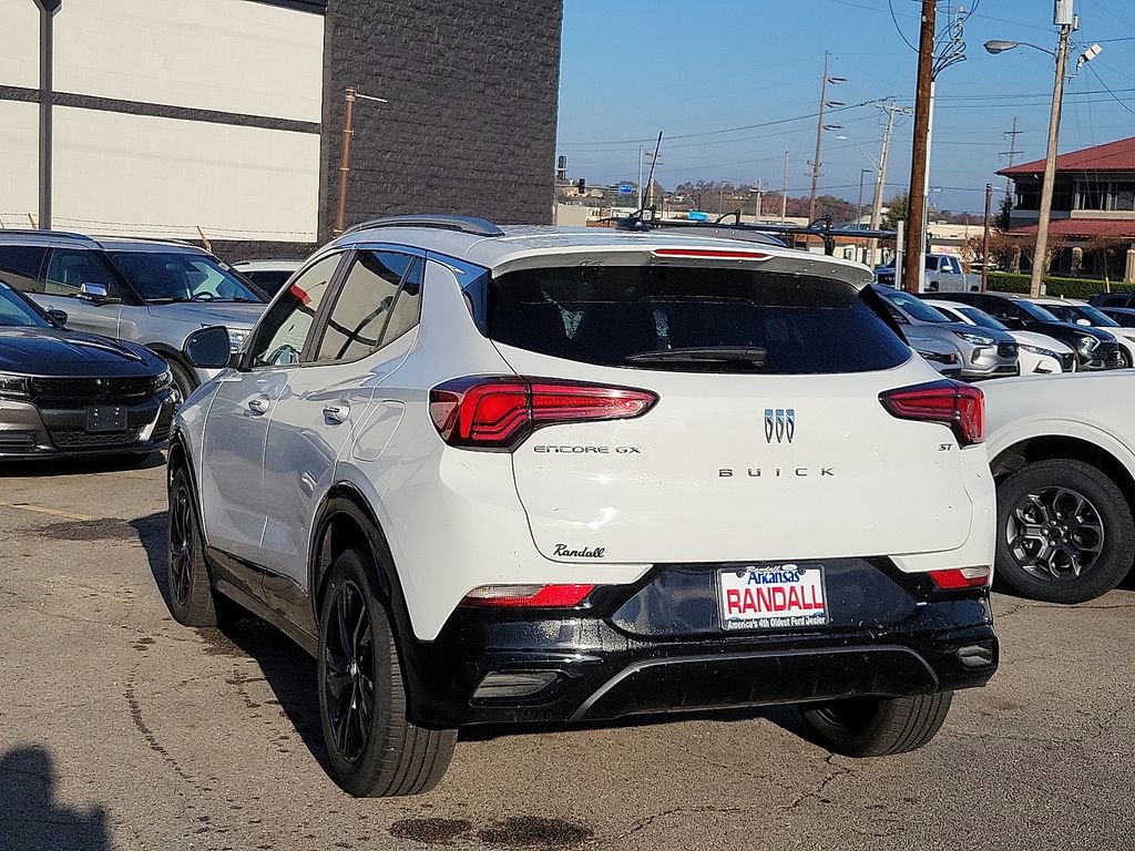 Used 2024 Buick Encore GX Sport Touring image 4