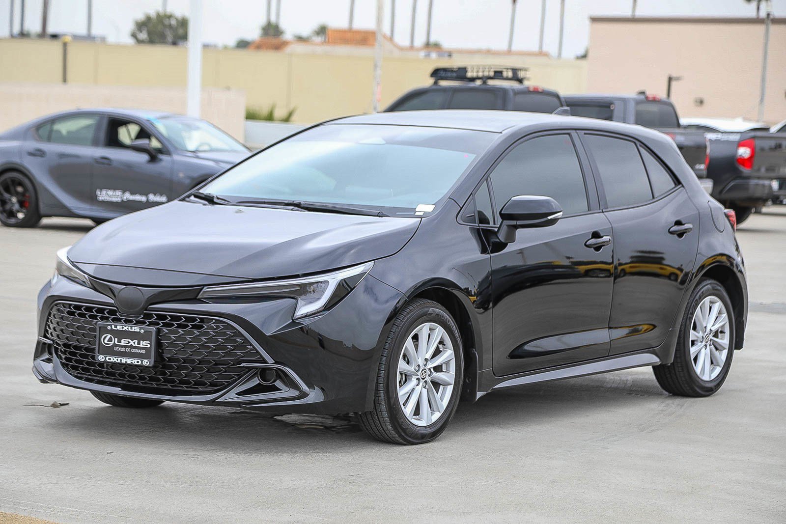 Used 2026 Toyota Corolla SE FWD image 3