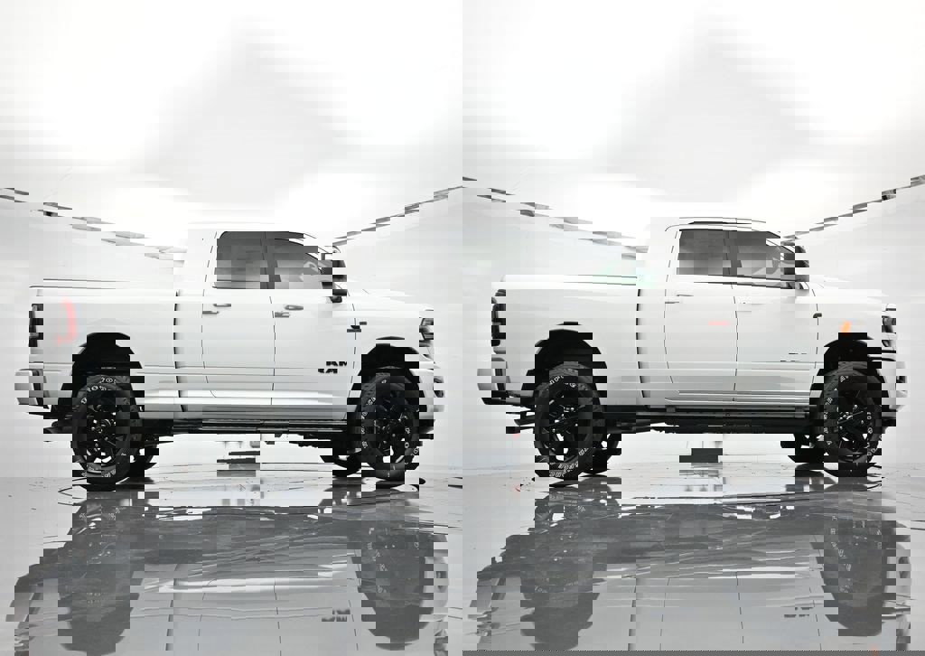 New 2024 RAM 2500 Laramie w/ Night Edition image 41