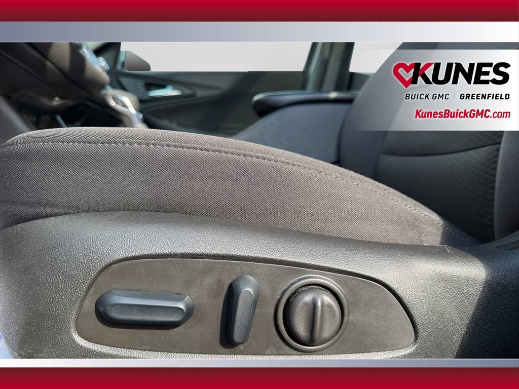 Used 2024 Chevrolet Malibu LT FWD image 20