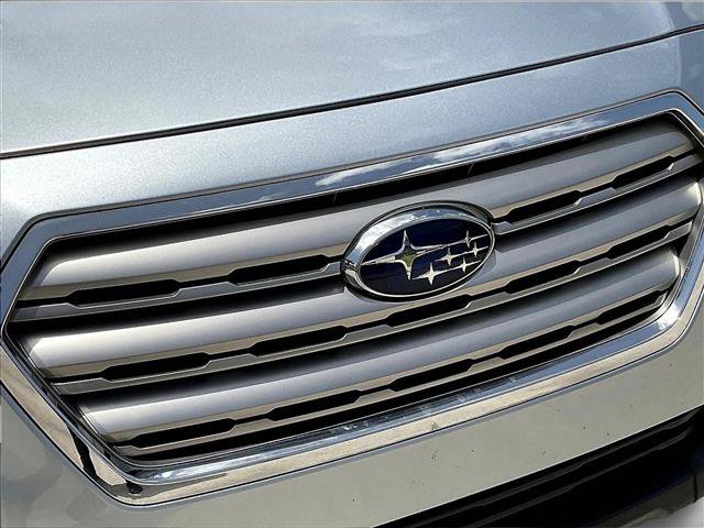 Used 2017 Subaru Outback 3.6R Limited AWD/4WD image 30