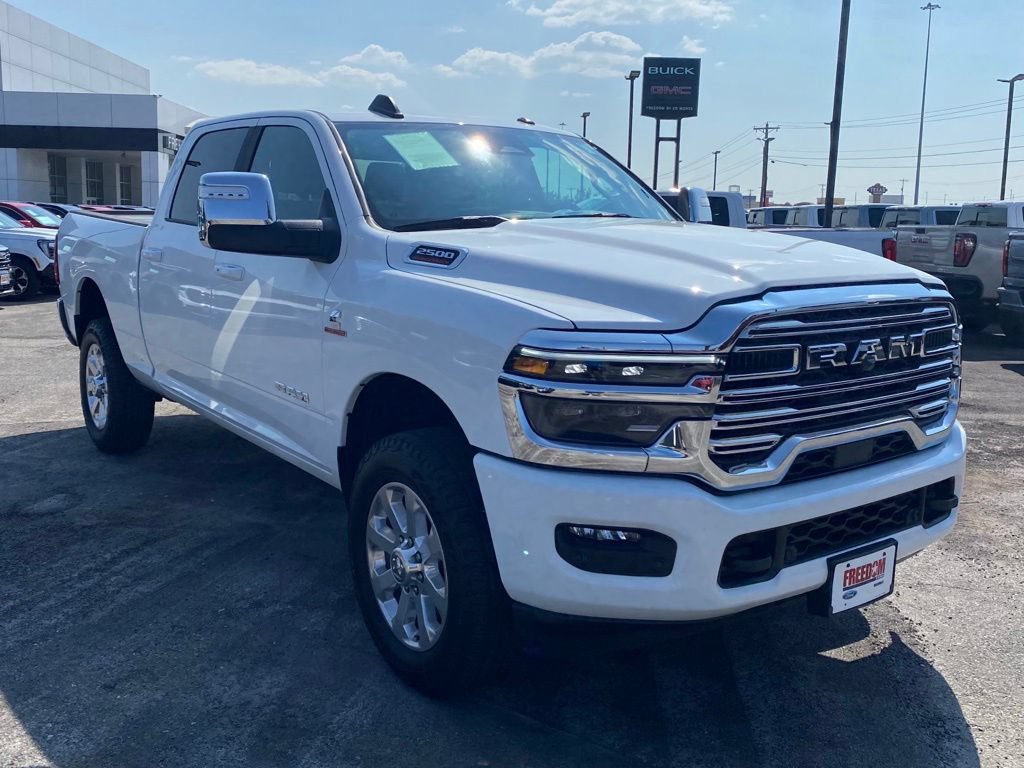 Used 2026 RAM 2500 Laramie AWD/4WD image 7