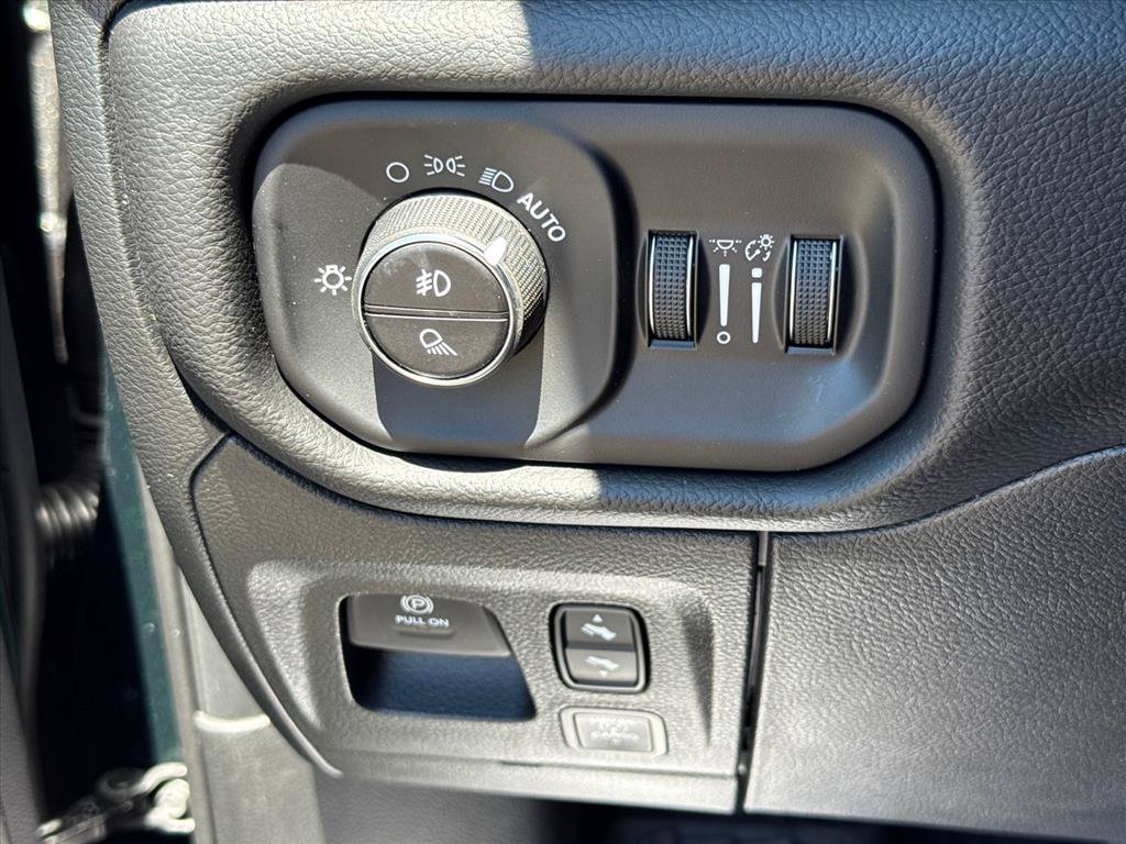New 2026 RAM 1500 Big Horn AWD/4WD image 16