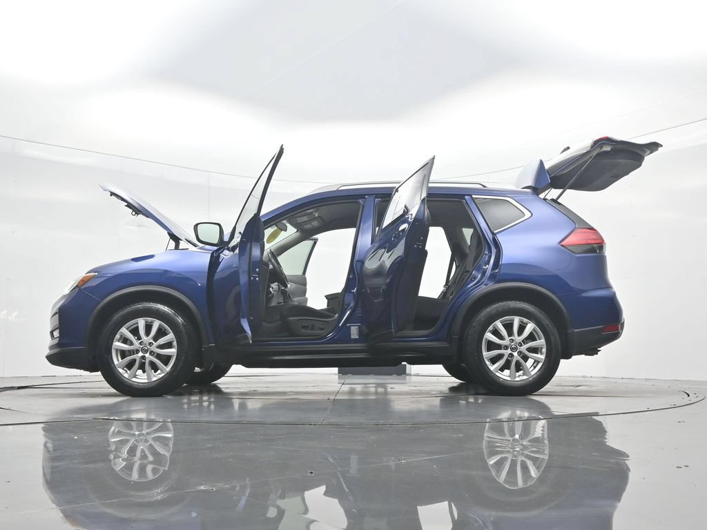 Used 2017 Nissan Rogue SV FWD image 53
