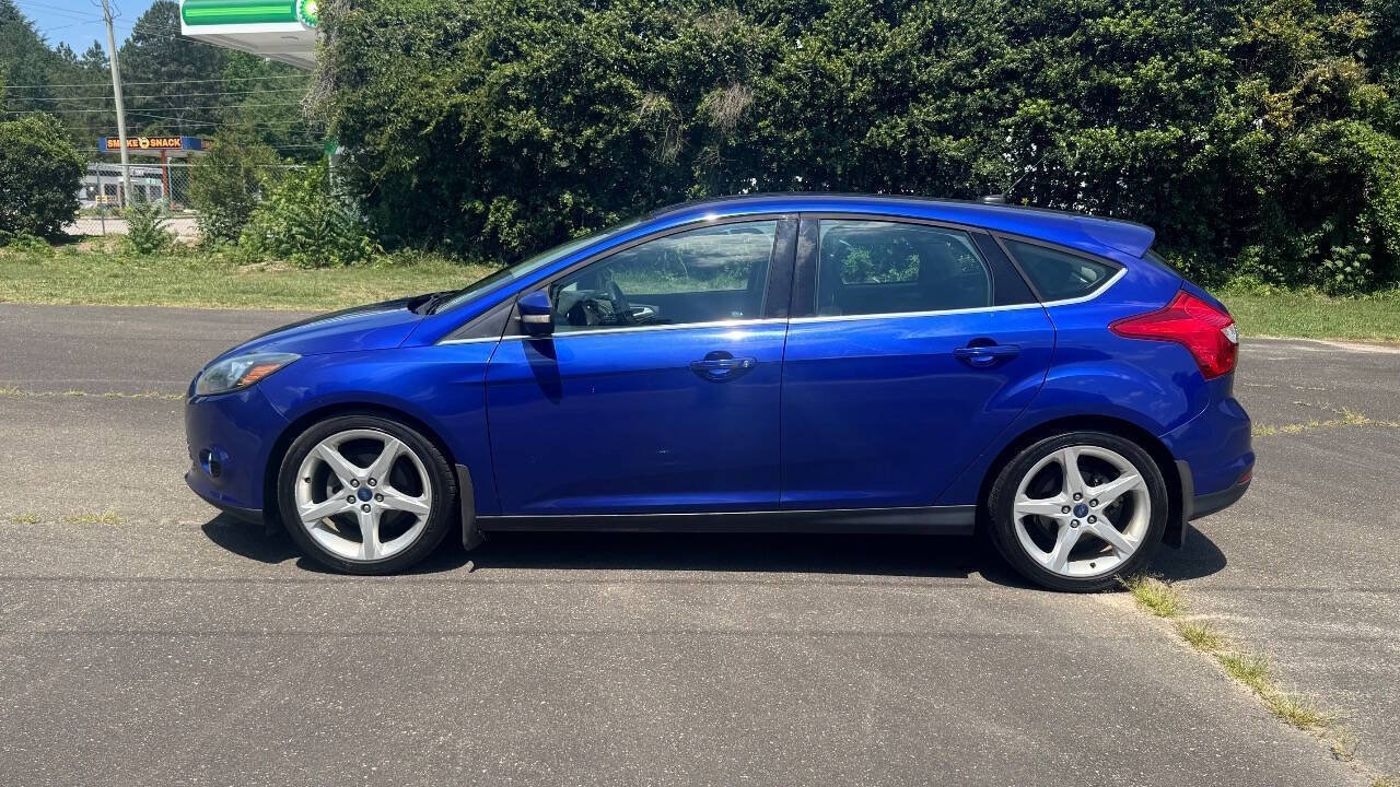 Used 2013 Ford Focus Titanium w/ Titanium Handling Pkg FWD image 5