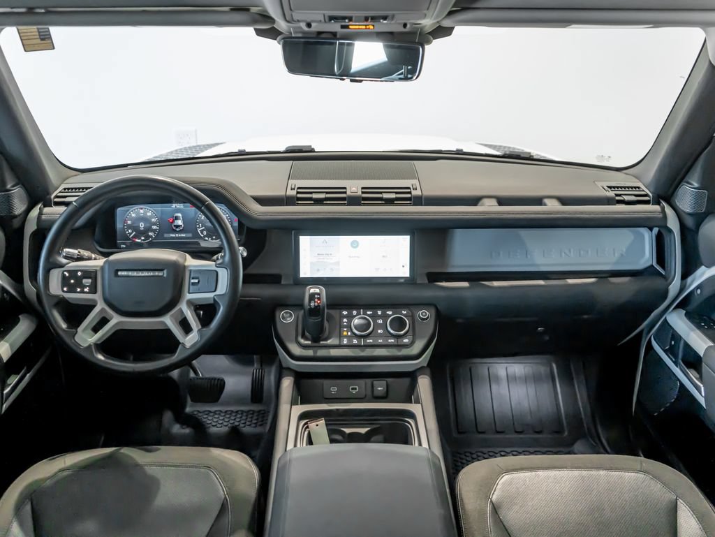 Used 2021 Land Rover Defender 110 SE AWD/4WD image 16