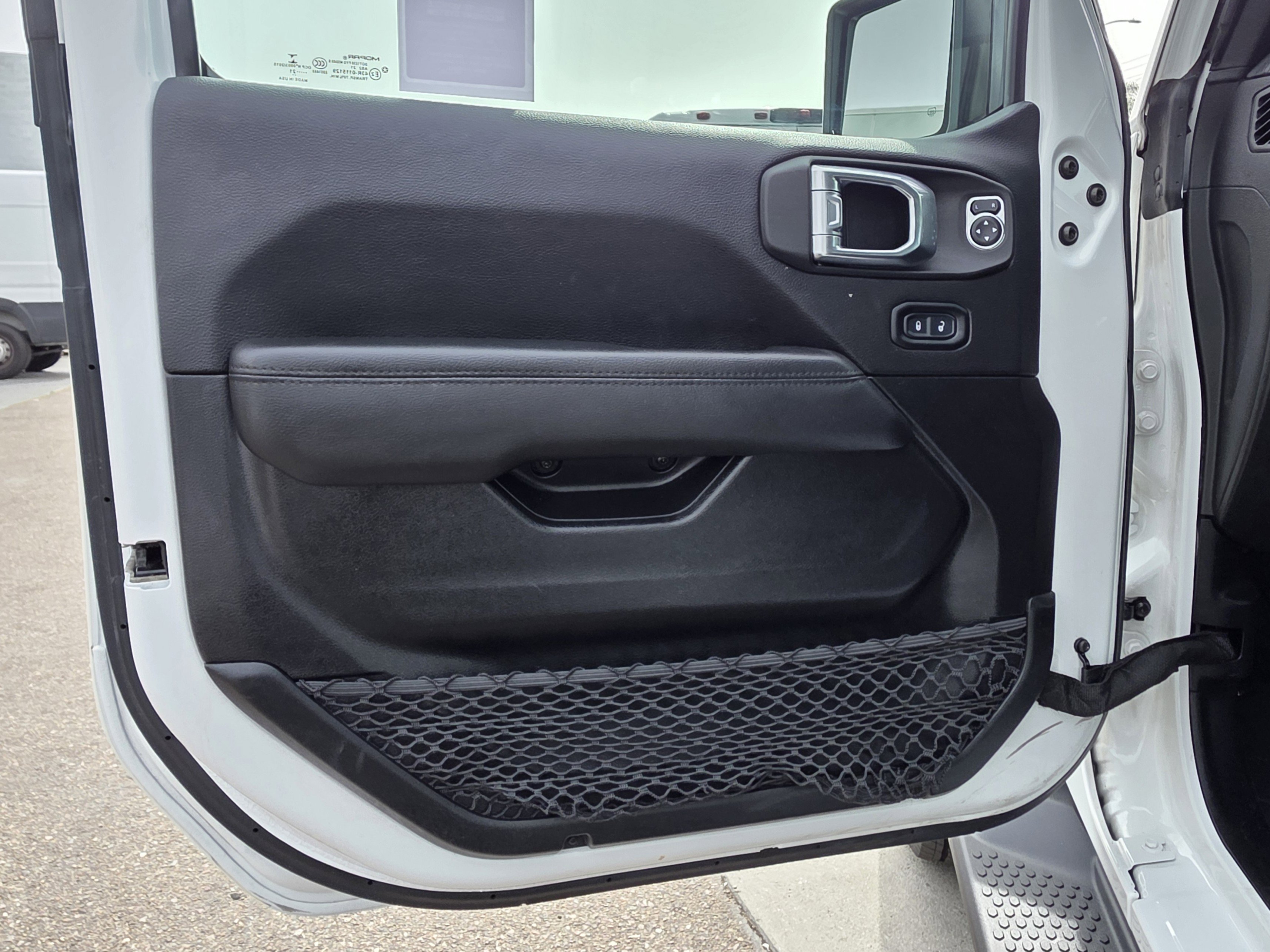 Certified 2021 Jeep Wrangler Unlimited Sahara image 11