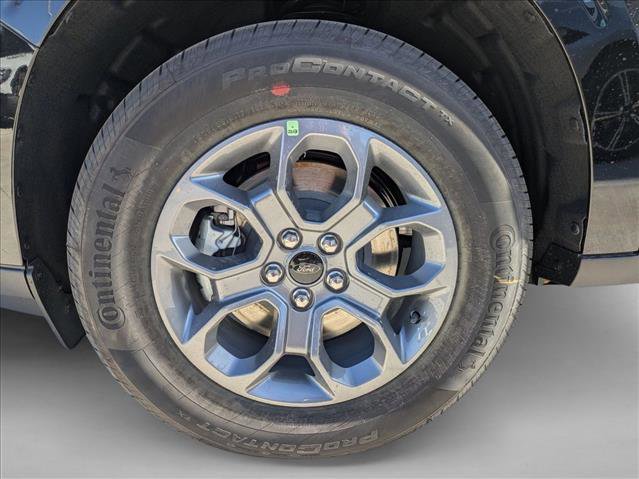 New 2025 Ford Maverick XLT image 24