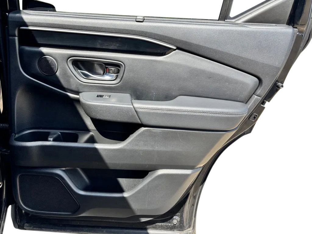 Used 2025 Honda Pilot EX-L image 25
