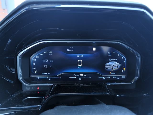 Used 2022 Chevrolet Silverado 1500 LT AWD/4WD image 16