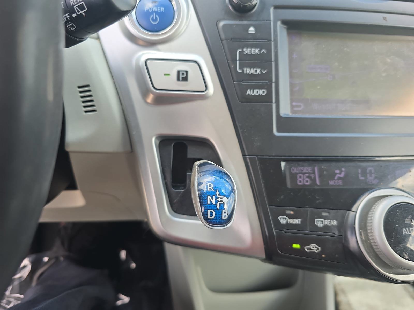 Used 2012 Toyota Prius V Five FWD image 24