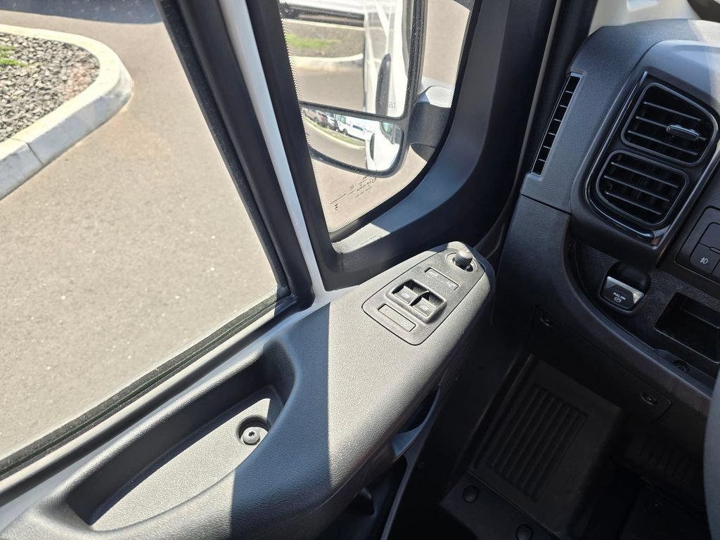 New 2026 RAM ProMaster 3500 w/ Safety Group FWD image 32