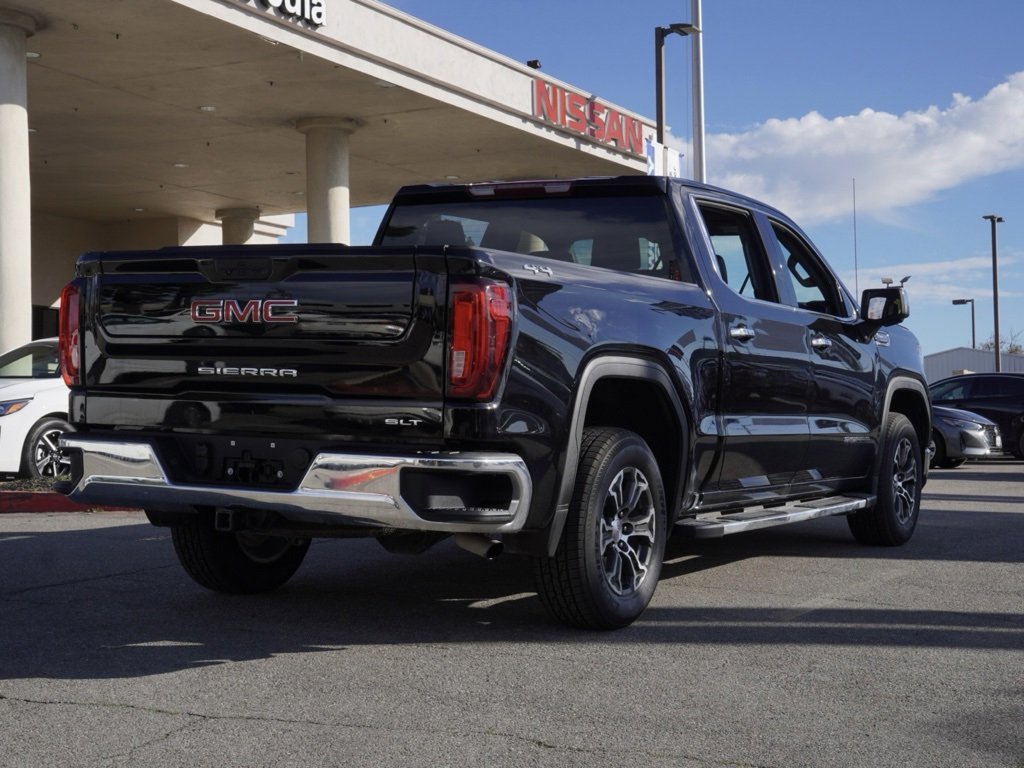 Used 2024 GMC Sierra 1500 SLT image 4