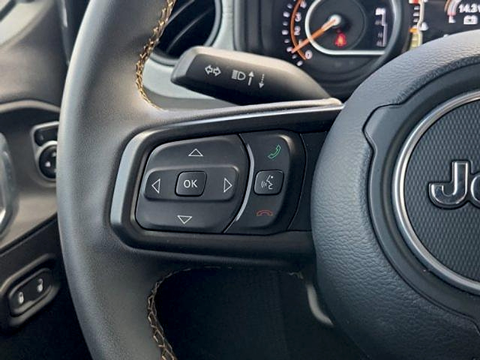 Used 2024 Jeep Gladiator Sport AWD/4WD image 24