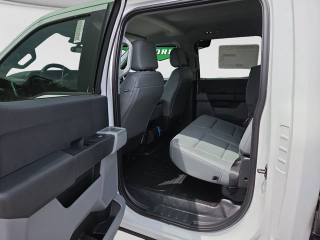 New 2026 Ford F350 XL w/ XL Chrome Package AWD/4WD image 9