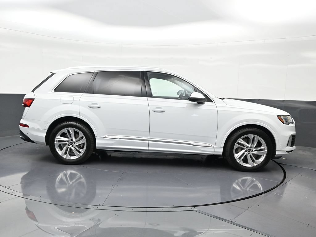 Used 2023 Audi Q7 3.0T Prestige AWD/4WD image 6