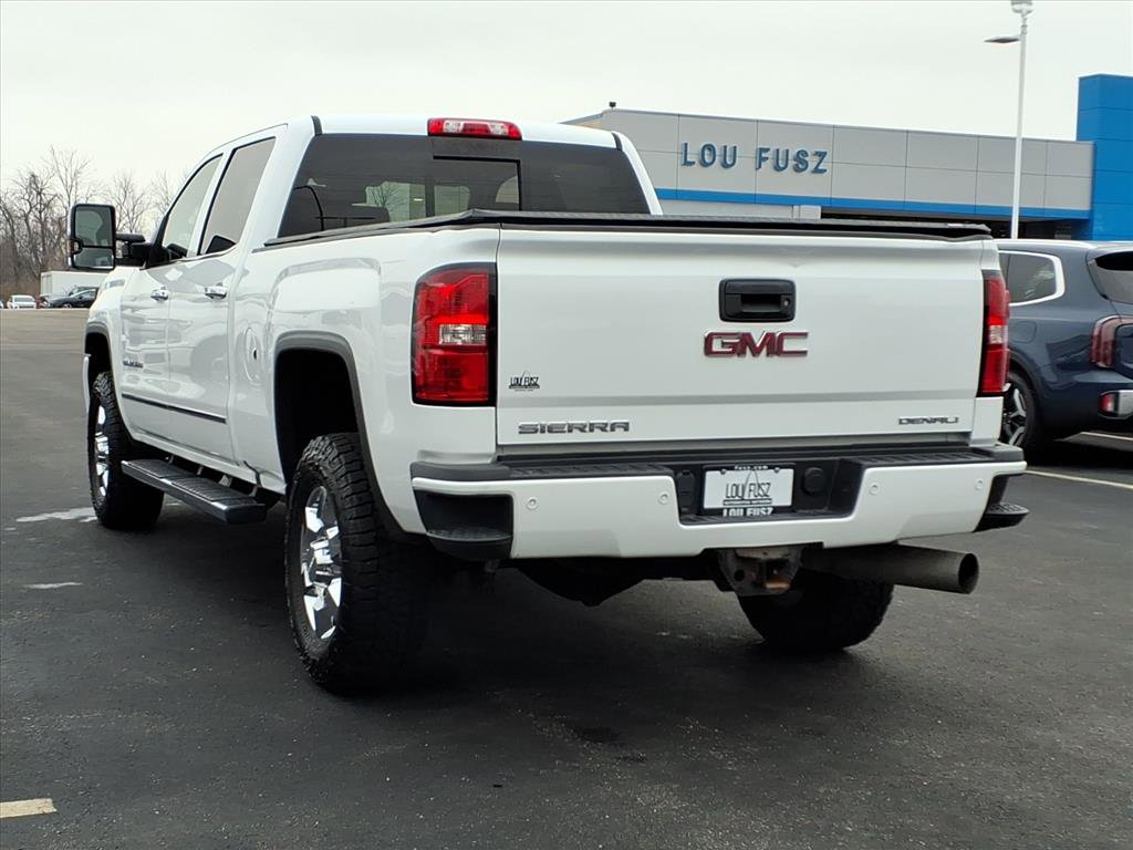 Used 2017 GMC Sierra 3500 Denali w/ Duramax Plus Package image 5