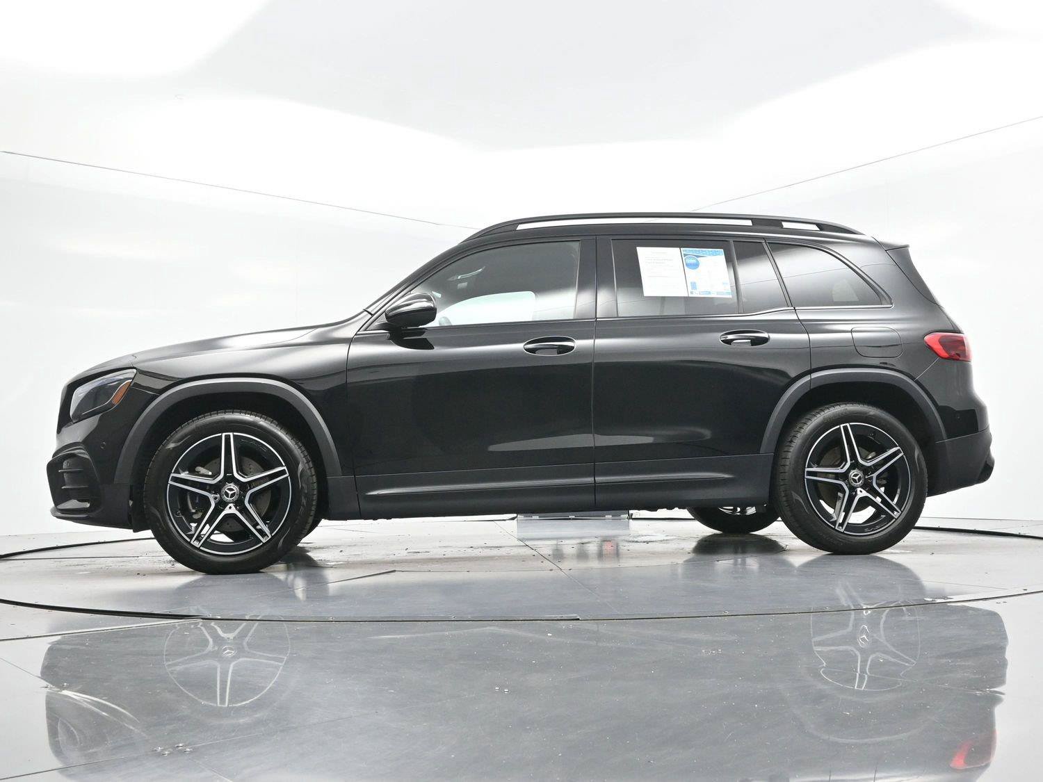 Used 2024 Mercedes-Benz GLB 250 image 46
