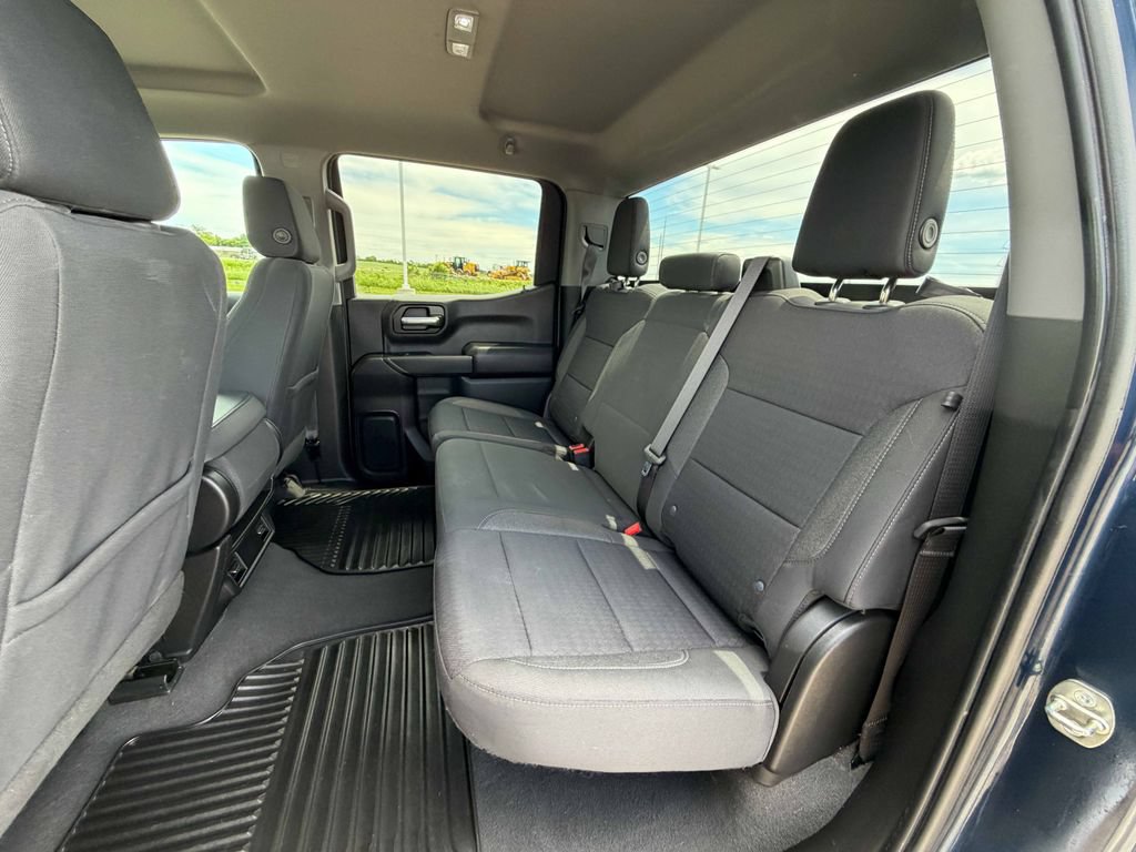 Used 2023 Chevrolet Silverado 1500 Custom AWD/4WD image 19