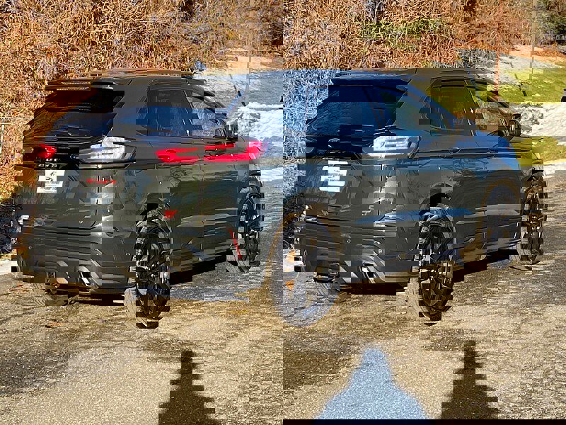 Certified 2022 Ford Edge ST w/ Equipment Group 401A image 7