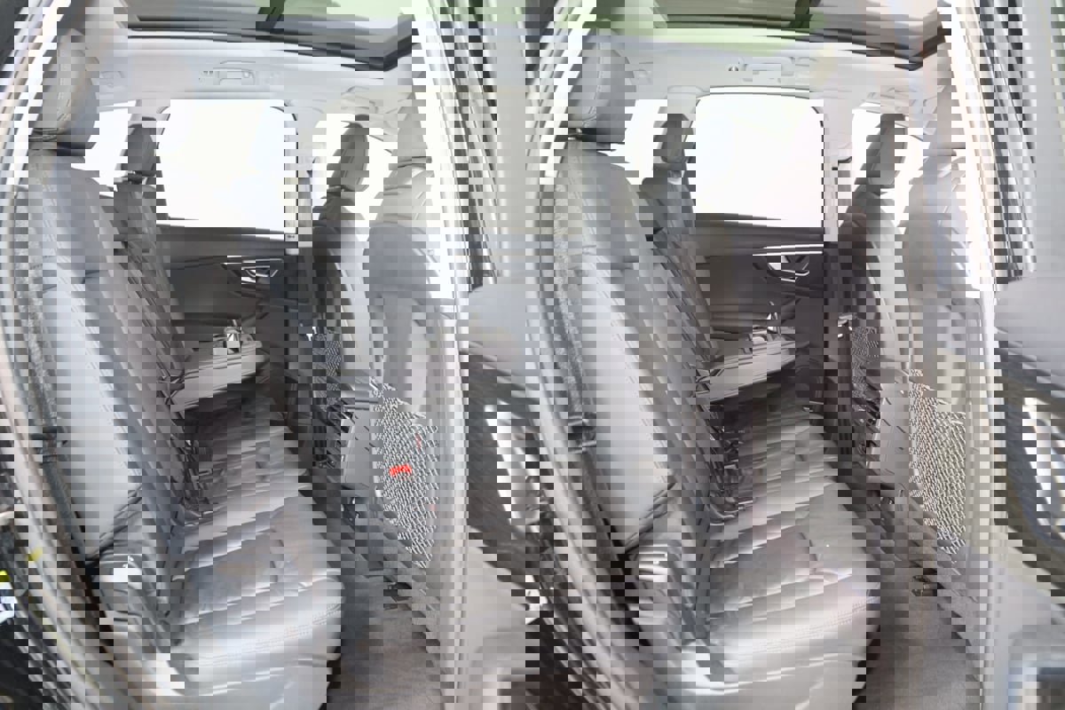 Used 2022 Audi Q7 Premium Plus w/ Premium Plus Package image 15