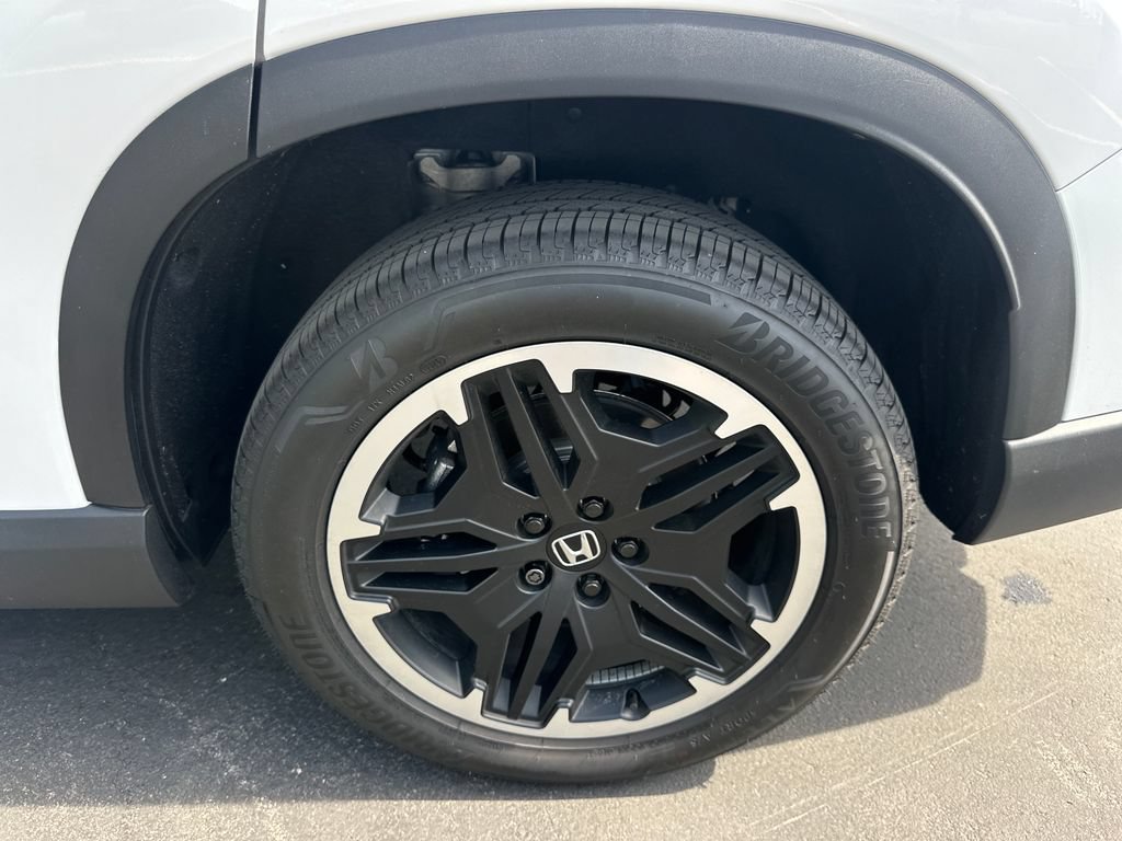 New 2026 Honda Pilot Touring image 41