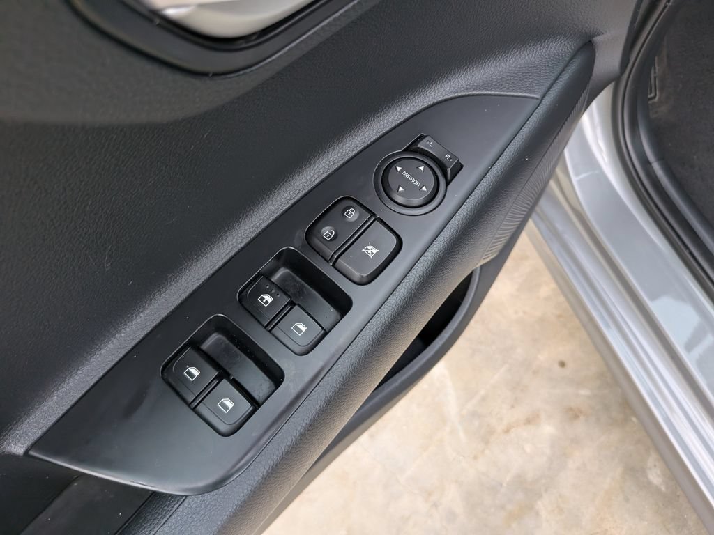 Certified 2023 Kia Rio S FWD image 18