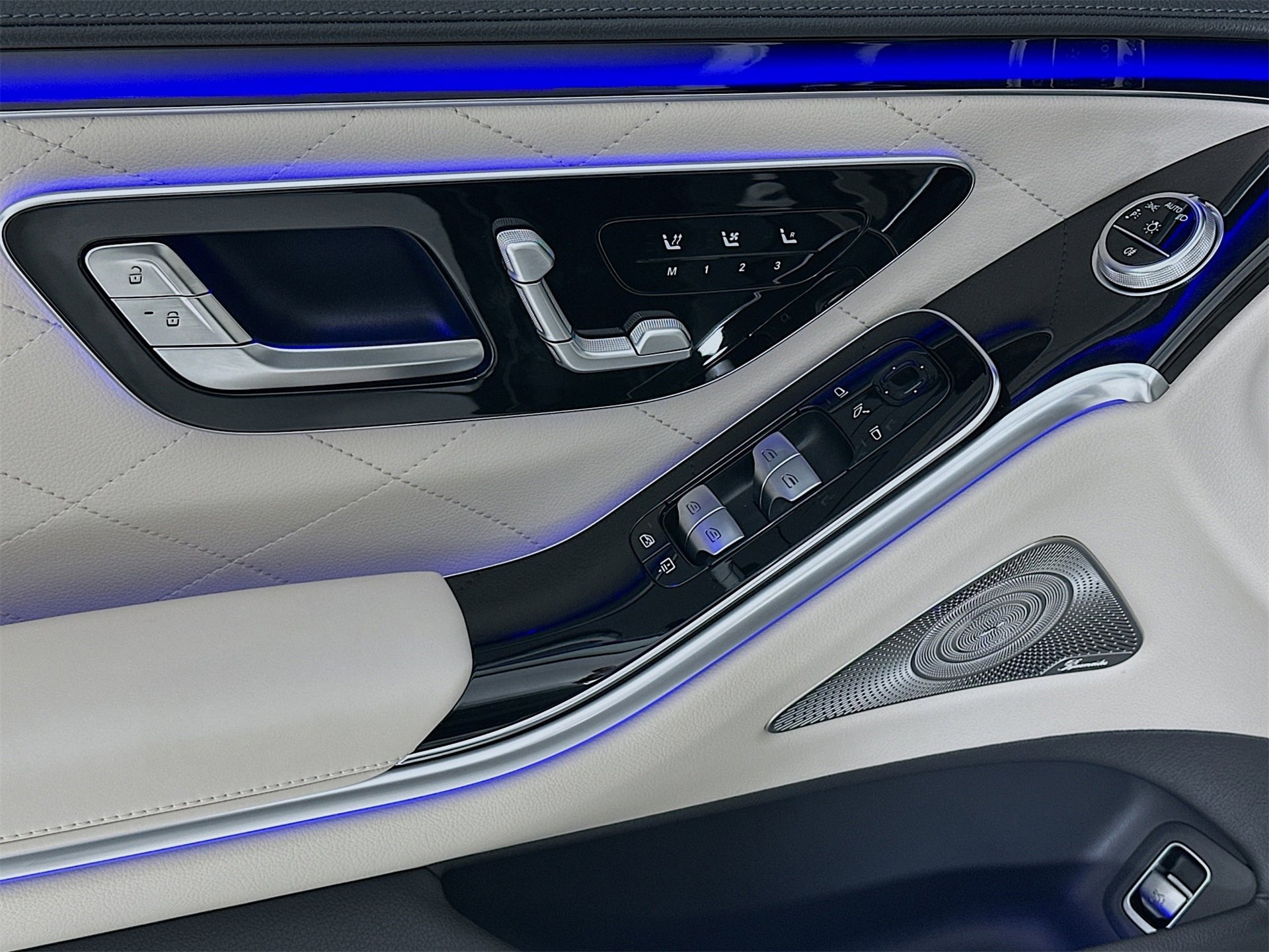 New 2026 Mercedes-Benz S 580 4MATIC Sedan image 19