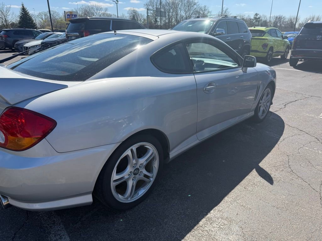 Used 2004 Hyundai Tiburon GT image 4